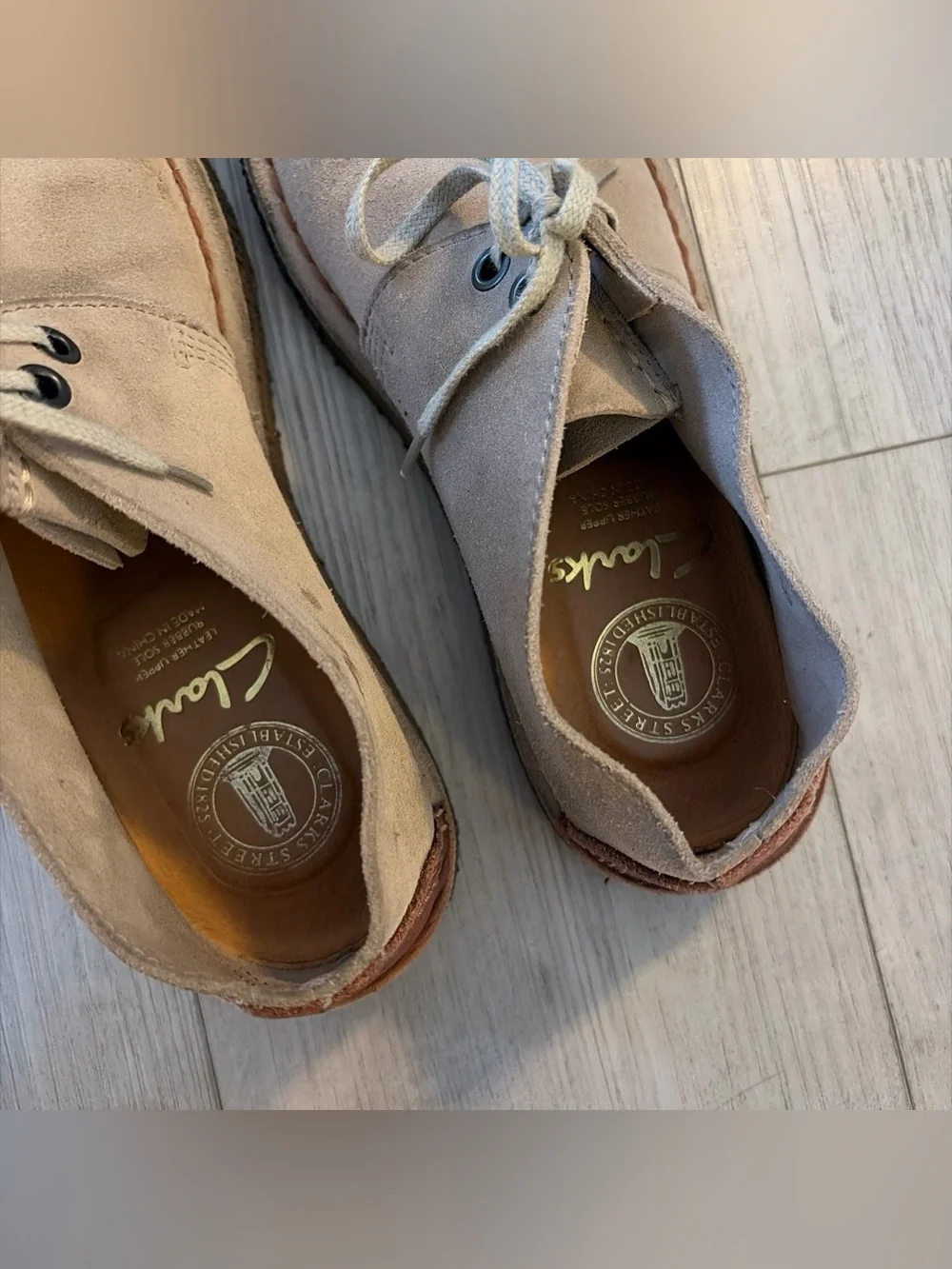 Clarks Originals Desert Trek in light taupe suede